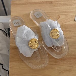 DV by Dolce Vita Women's Transparent and Gold Sandals UNWORN UNUSED